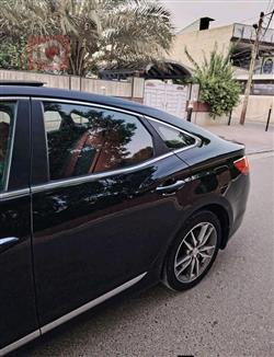 هیۆندای ازێرا